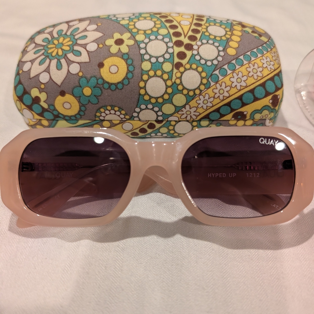 Quay Australia  Pink Sunglasses